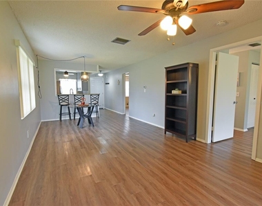3683 Trophy Boulevard - Photo Thumbnail 12