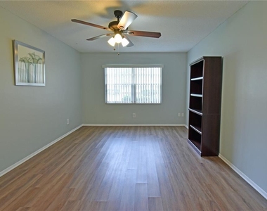 3683 Trophy Boulevard - Photo Thumbnail 20