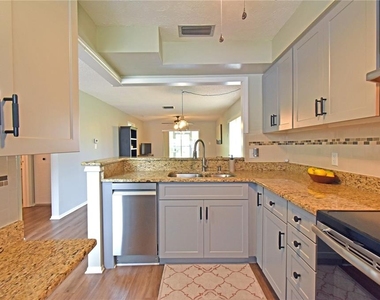 3683 Trophy Boulevard - Photo Thumbnail 5