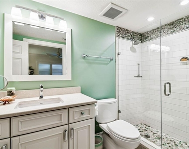 16750 Gulf Boulevard - Photo Thumbnail 23
