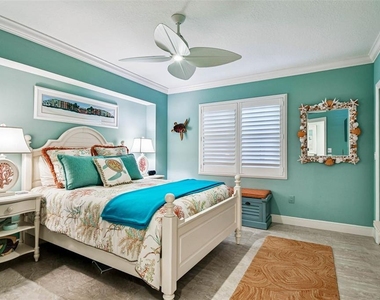 16750 Gulf Boulevard - Photo Thumbnail 19