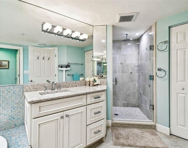 16750 Gulf Boulevard - Photo Thumbnail 18