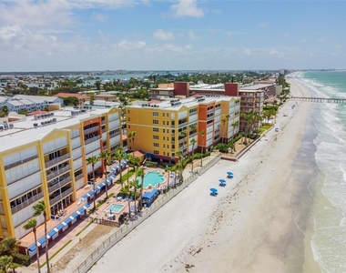 16750 Gulf Boulevard - Photo Thumbnail 25