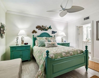 16750 Gulf Boulevard - Photo Thumbnail 22