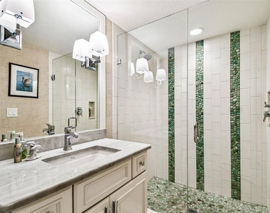 16750 Gulf Boulevard - Photo Thumbnail 21
