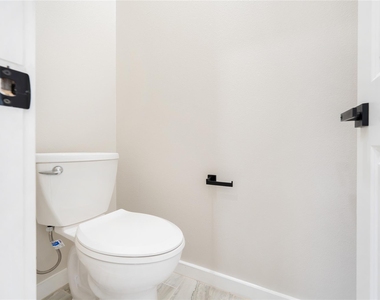 6809 Fairway - Photo Thumbnail 21