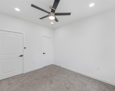 6809 Fairway - Photo Thumbnail 14