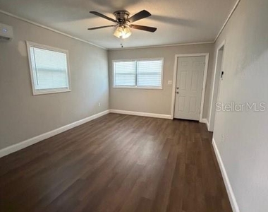 37802 Whitehouse Avenue - Photo Thumbnail 2