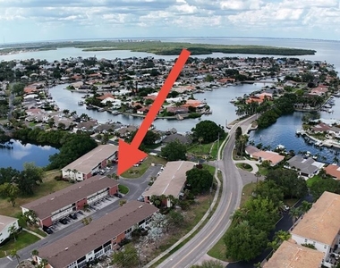 4550 Overlook Drive Ne - Photo Thumbnail 26