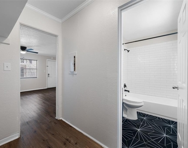 425 2nd Street N - Photo Thumbnail 24