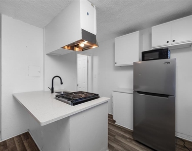 425 2nd Street N - Photo Thumbnail 31