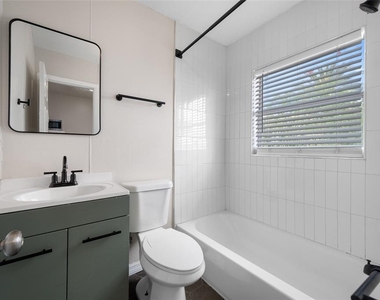 425 2nd Street N - Photo Thumbnail 10