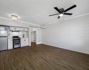 425 2nd Street N - Photo Thumbnail 18