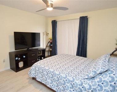 10263 Gandy Boulevard N - Photo Thumbnail 33