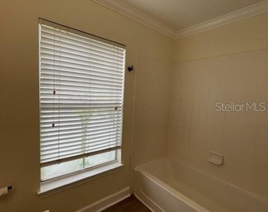 18319 Bridle Club Drive - Photo Thumbnail 14