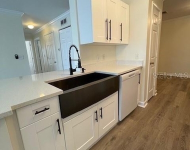 18319 Bridle Club Drive - Photo Thumbnail 4