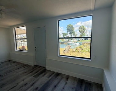 13428 Neptune Drive - Photo Thumbnail 20