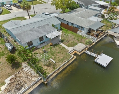 13428 Neptune Drive - Photo Thumbnail 2