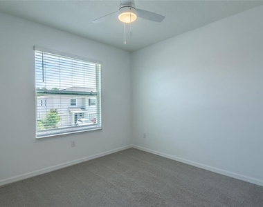 11147 Crescent Deer Drive - Photo Thumbnail 7