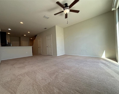 4912 White Sanderling Court - Photo Thumbnail 15