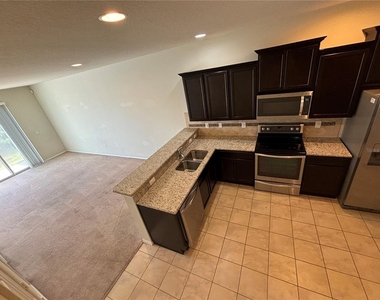 4912 White Sanderling Court - Photo Thumbnail 10