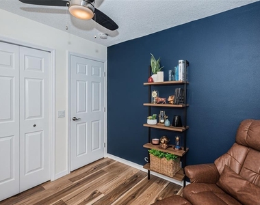 3876 Island Way - Photo Thumbnail 28