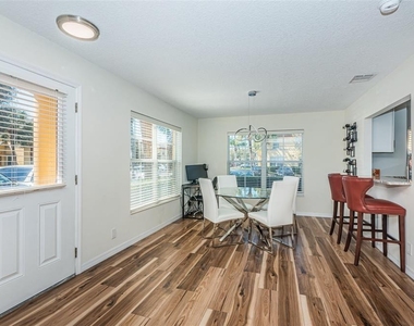 3876 Island Way - Photo Thumbnail 9