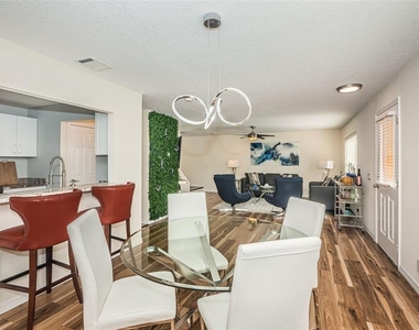 3876 Island Way - Photo Thumbnail 12