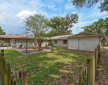 5502 Peach Avenue - Photo Thumbnail 40