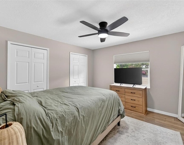 5502 Peach Avenue - Photo Thumbnail 27