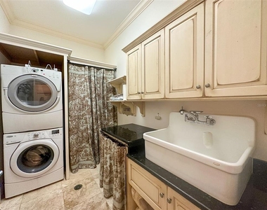 6425 Nw 202nd Place - Photo Thumbnail 34