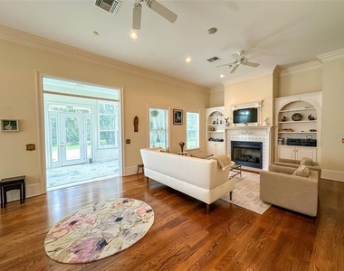 6425 Nw 202nd Place - Photo Thumbnail 9
