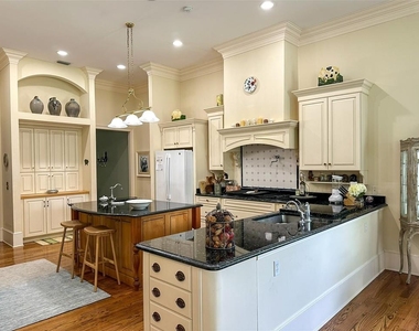 6425 Nw 202nd Place - Photo Thumbnail 18