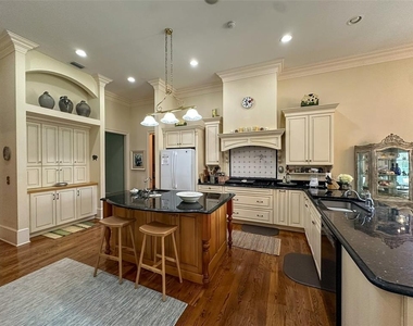 6425 Nw 202nd Place - Photo Thumbnail 20