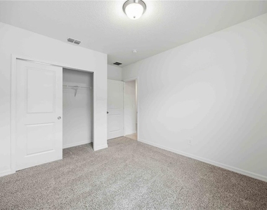 5009 Katrina Drive - Photo Thumbnail 12