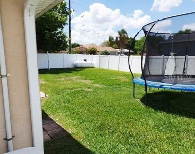 4031 Santa Barbara Drive - Photo Thumbnail 12