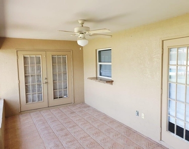 4031 Santa Barbara Drive - Photo Thumbnail 25