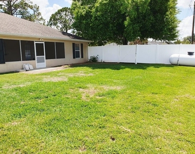 4031 Santa Barbara Drive - Photo Thumbnail 2