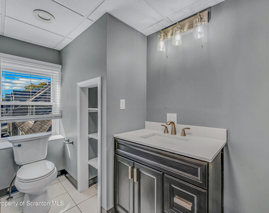 533 S Franklin Street - Photo Thumbnail 32