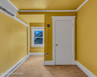 533 S Franklin Street - Photo Thumbnail 35