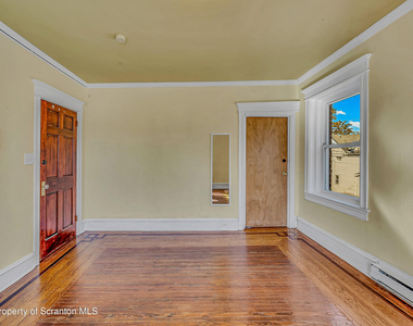533 S Franklin Street - Photo Thumbnail 20