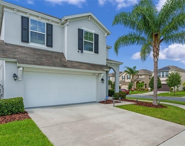 3211 Turret Drive - Photo Thumbnail 1
