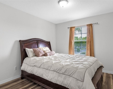 3211 Turret Drive - Photo Thumbnail 13