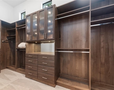 4326 Isabella Circle - Photo Thumbnail 10