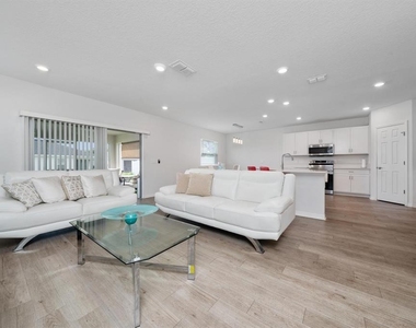 18 Polermo Avenue - Photo Thumbnail 5