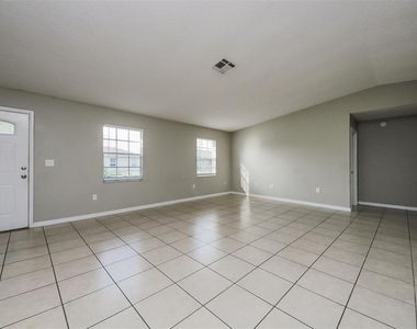 211 Cobalt Drive - Photo Thumbnail 1