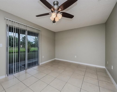 211 Cobalt Drive - Photo Thumbnail 7