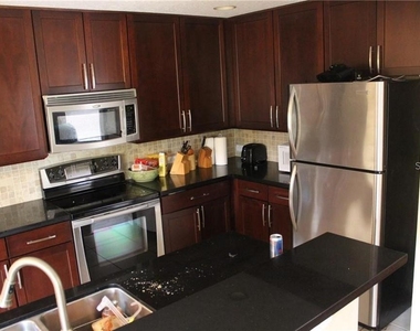 4478 Maidenhair Cove - Photo Thumbnail 3