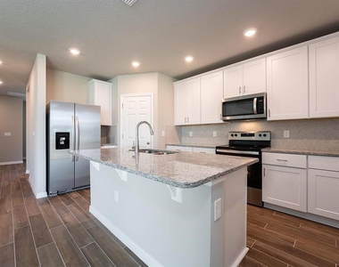 5252 Sanders Oak Trail - Photo Thumbnail 6