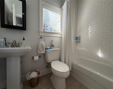 717 Nw 10th Street - Photo Thumbnail 8